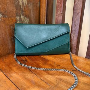 Pamoja Nia Crossbody Bag Moss Green Leather Stainless Steel Chain Strap